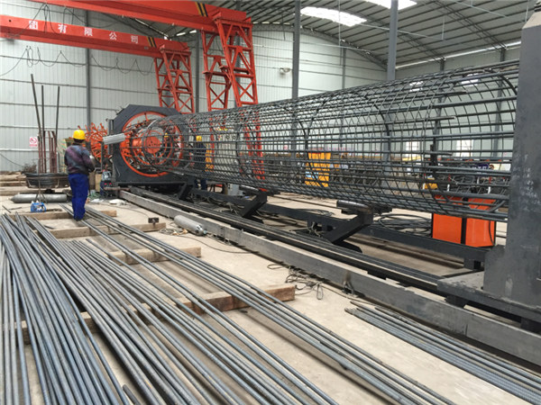 Made in China Funzionamento semplice Resistente e robusta Macchina per la saldatura di gabbie in ferro di garanzia della qualità e costruzione di gabbie di rinforzo